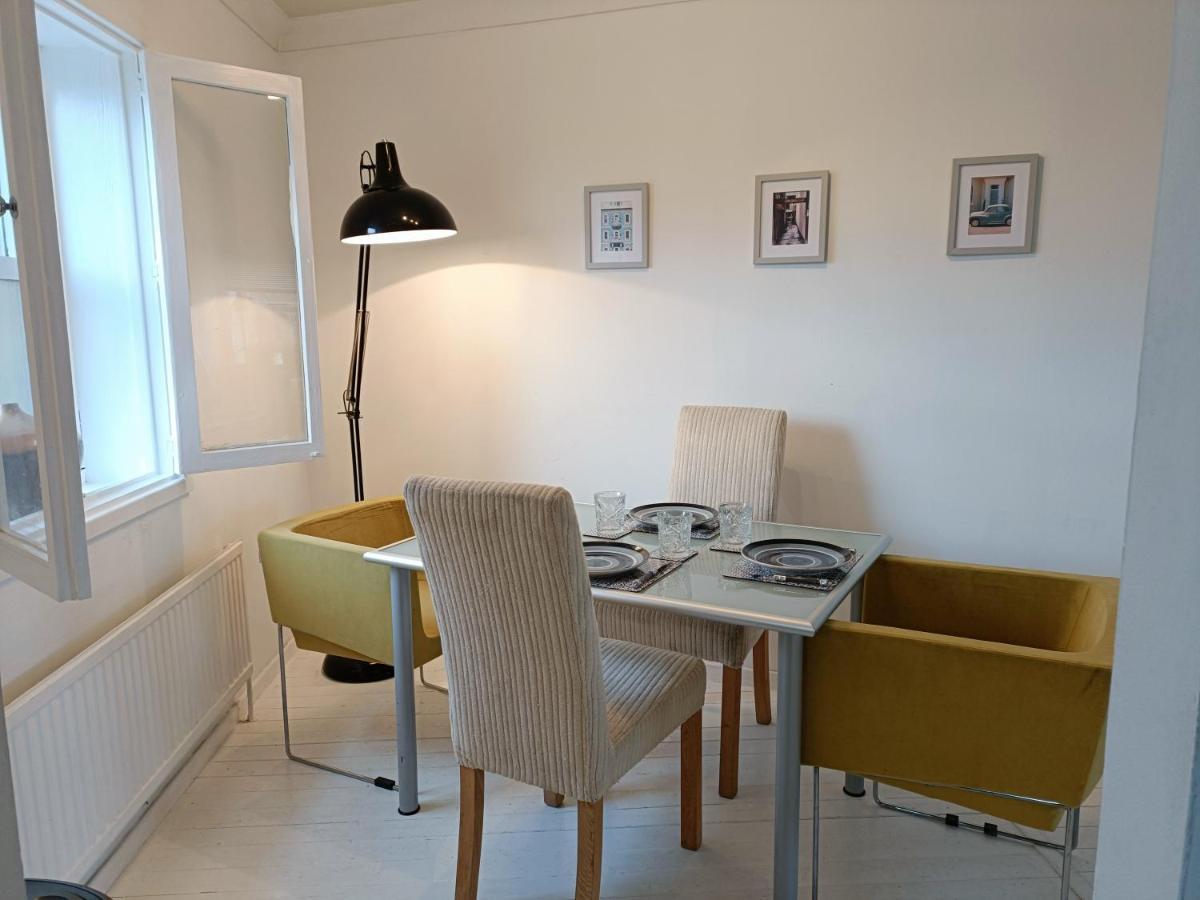 2 Bed Functional House Close To Manor Park Train Station London Ngoại thất bức ảnh